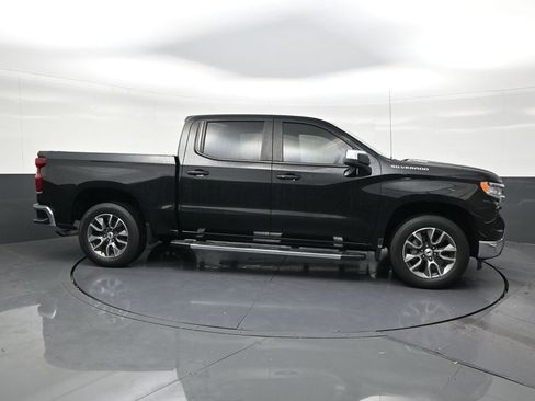 Used 2024 Chevrolet Silverado 1500 LT RWD image 6