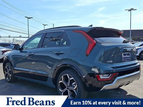 New 2026 Kia Niro SX Touring image 3