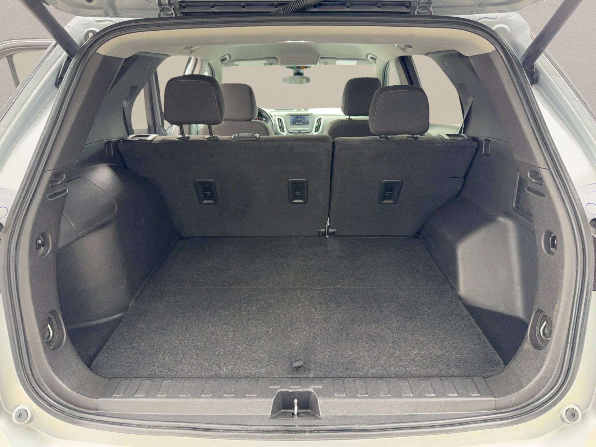 Used 2024 Chevrolet Equinox LT FWD image 25