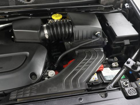Used 2020 Chrysler Pacifica Limited FWD image 17
