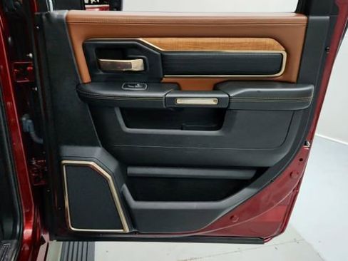 Used 2023 RAM 3500 Limited image 19