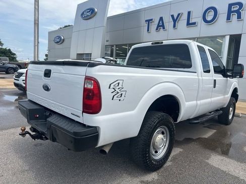 Used 2015 Ford F250 XL w/ Power Equipment Group AWD/4WD image 12