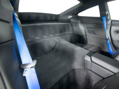 Certified 2022 Porsche 911 GT3 image 44