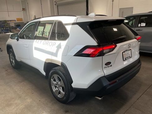 Used 2025 Toyota RAV4 XLE image 4