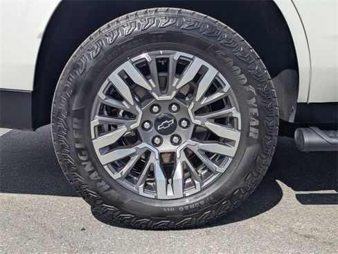 Certified 2025 Chevrolet Tahoe Z71 image 10