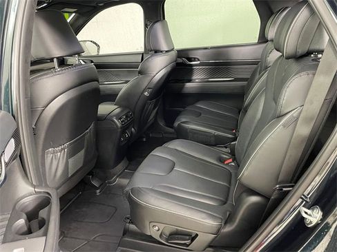 Used 2025 Hyundai Palisade Calligraphy image 19