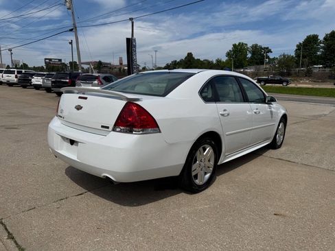 Used 2012 Chevrolet Impala LT w/ LT Sunroof Package FWD image 9