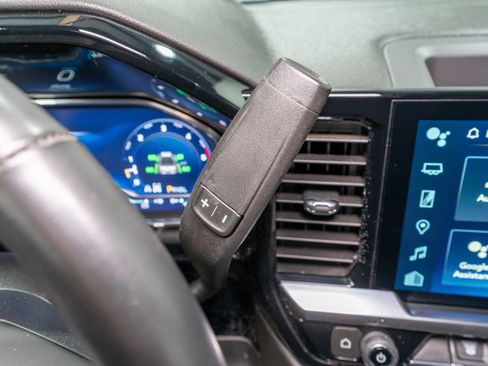 Used 2024 Chevrolet Silverado 2500 LTZ w/ LTZ Convenience Package image 29