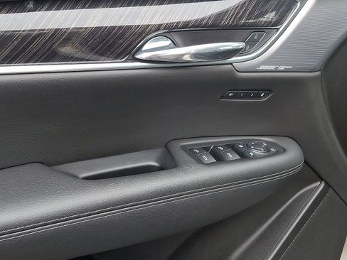 Certified 2022 Cadillac XT6 Premium Luxury w/ Technology Package image 12