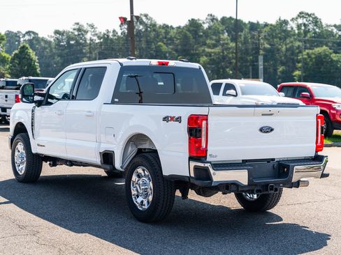 Used 2024 Ford F250 Lariat AWD/4WD image 5