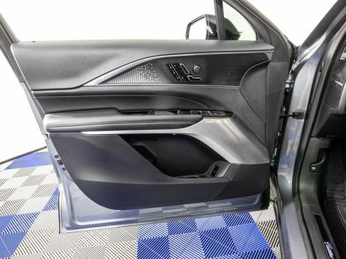 Used 2023 Cadillac Lyriq 2WD image 13