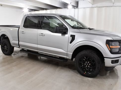 New 2026 Ford F150 XLT w/ XLT Black Appearance Package AWD/4WD image 5
