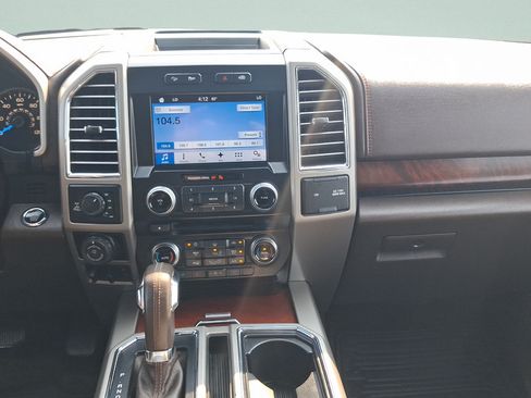 Used 2016 Ford F150 King Ranch w/ Equipment Group 601A Luxury AWD/4WD image 13