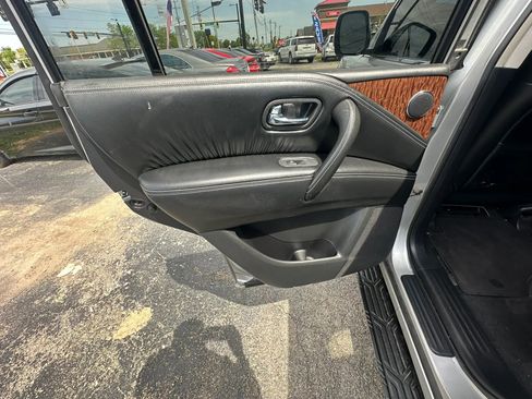 Used 2020 Nissan Armada SL w/ Premium Package image 19