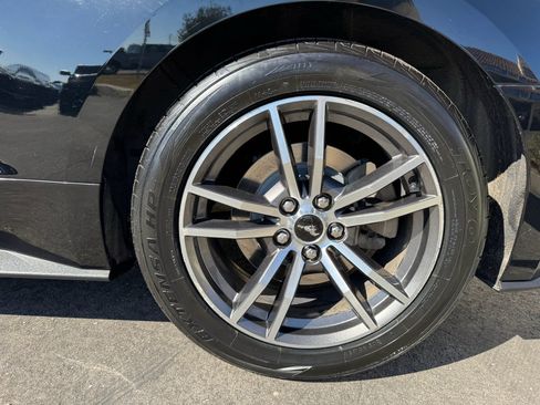 Used 2017 Ford Mustang Premium RWD image 8