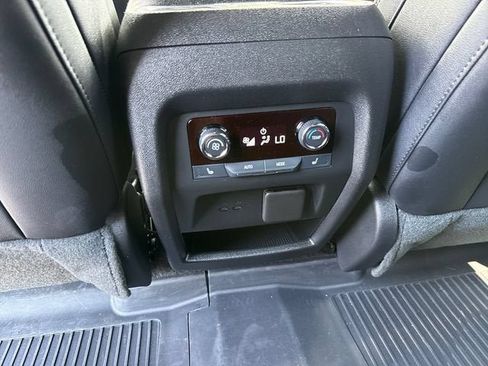 Used 2026 Chevrolet Traverse High Country w/ LPO, Floor Liner Package FWD image 16