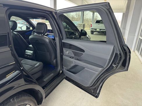 Used 2024 Lincoln Nautilus Reserve w/ Equipment Group 202A image 31