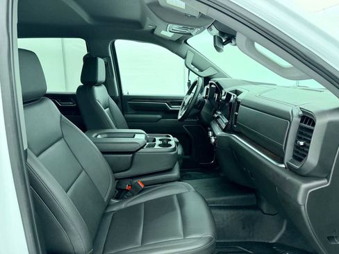 Used 2025 GMC Sierra 3500 SLT w/ X31 Off-Road Package image 24