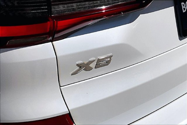 Used 2021 BMW X5 sDrive40i w/ M Sport Package RWD image 31