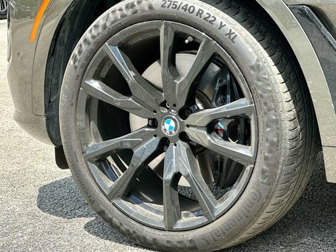 Used 2025 BMW X7 M60i AWD/4WD image 11