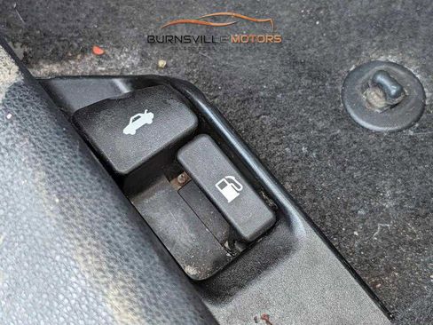 Used 2020 Toyota Corolla XSE FWD image 18