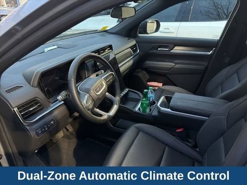 Used 2025 GMC Terrain Elevation w/ Elevation Premium Package image 6