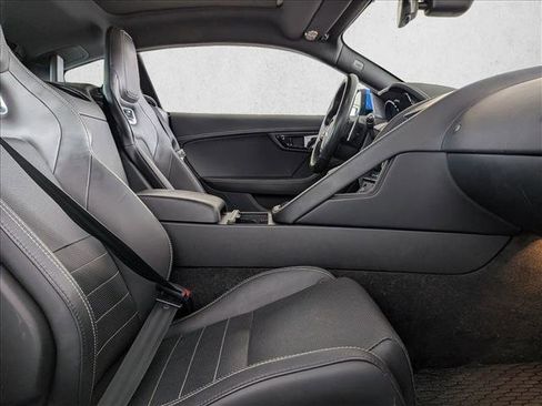 Used 2019 Jaguar F-TYPE R image 14