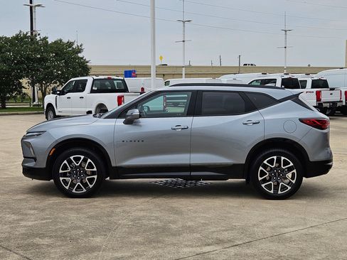 Used 2025 Chevrolet Blazer RS FWD image 9