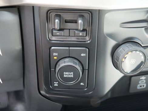 New 2025 Ford F250 XL w/ 360-Degree Camera Package image 17