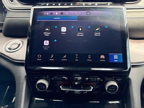 Used 2022 Jeep Grand Cherokee Overland AWD/4WD image 97