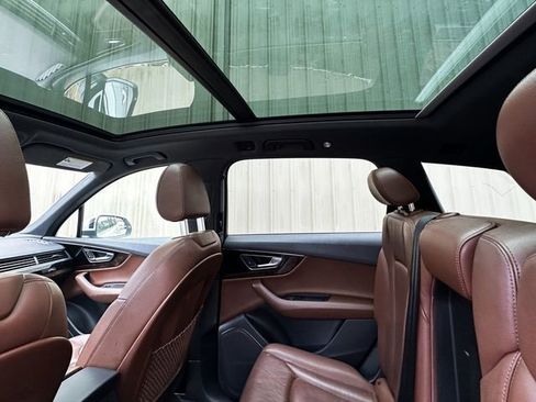 Used 2019 Audi Q7 3.0T Premium w/ Cold Weather Package image 37