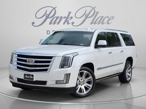 Used 2018 Cadillac Escalade ESV Premium Luxury AWD/4WD image 1