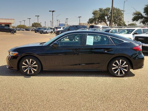 Used 2024 Honda Civic EX-L image 2