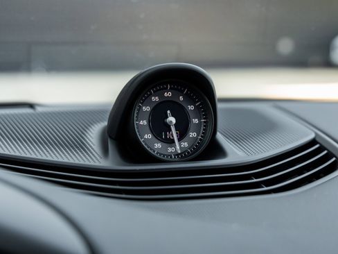 New 2026 Porsche Taycan image 30