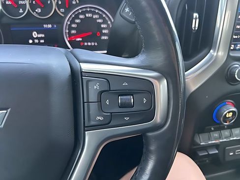 Used 2019 Chevrolet Silverado 1500 LT Trail Boss AWD/4WD image 30
