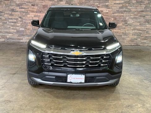 Used 2025 Chevrolet Equinox LT FWD image 34