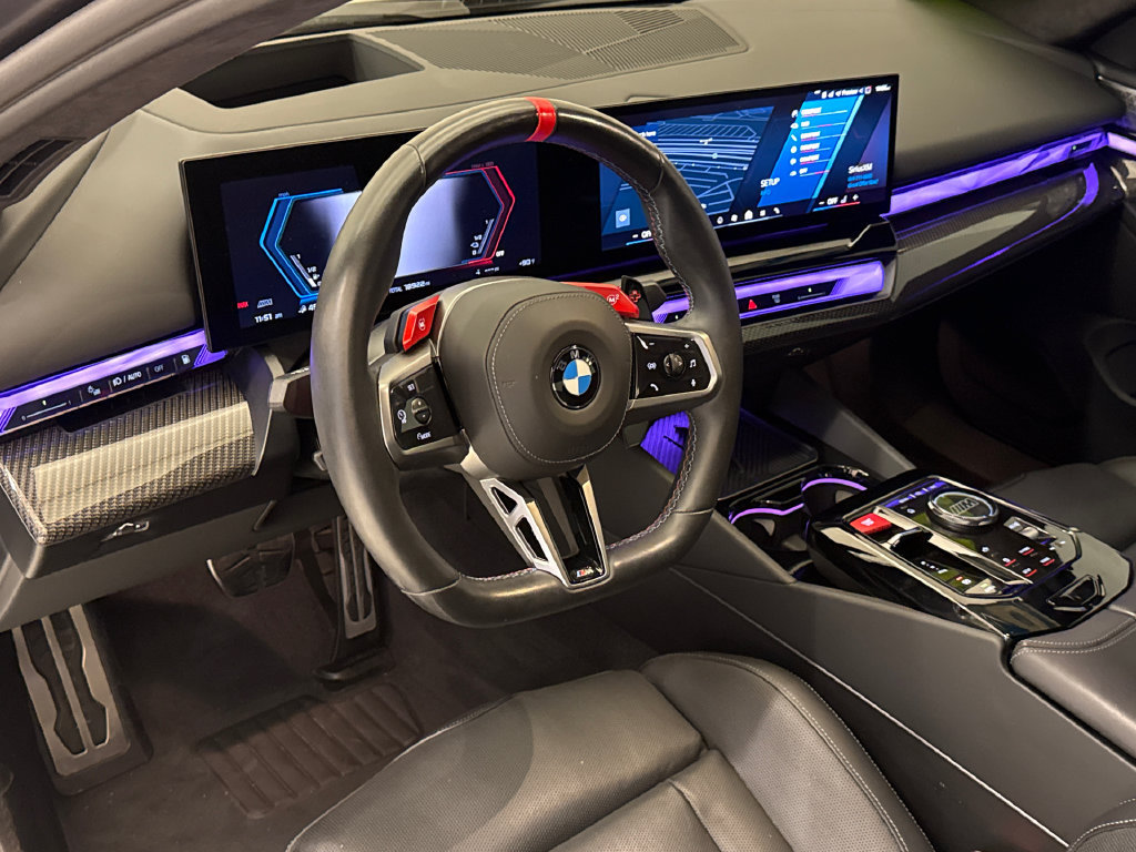 Used 2025 BMW M5 w/ Carbon Package AWD/4WD image 21
