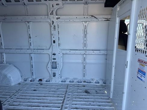 Used 2024 RAM ProMaster 2500 image 17