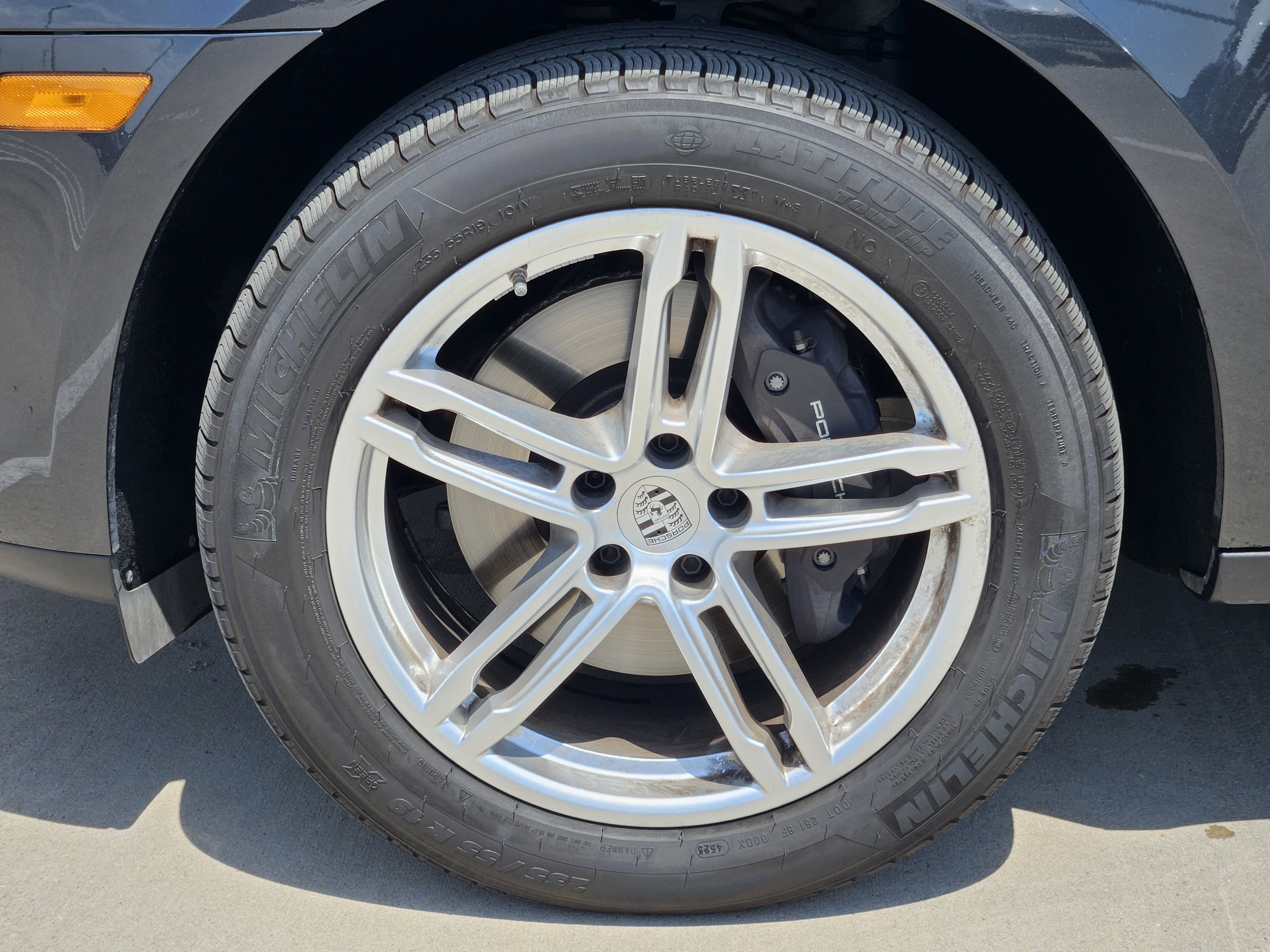 Certified 2026 Porsche Macan AWD/4WD image 14