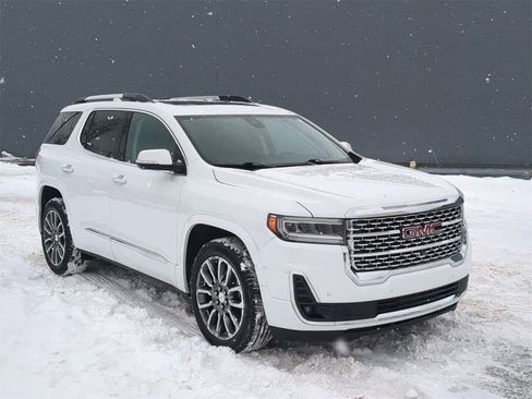 Used 2021 GMC Acadia Denali w/ Denali Ultimate Package image 16