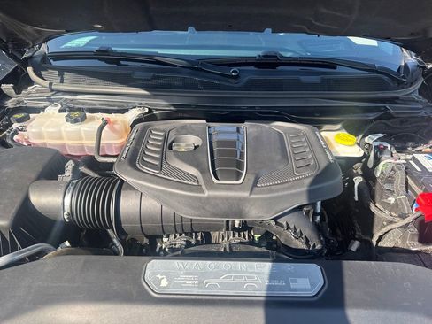 Used 2024 Jeep Grand Wagoneer Series I w/ HD Trailer Tow Package image 20