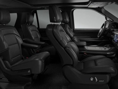 New 2026 Lincoln Navigator Reserve AWD/4WD image 28