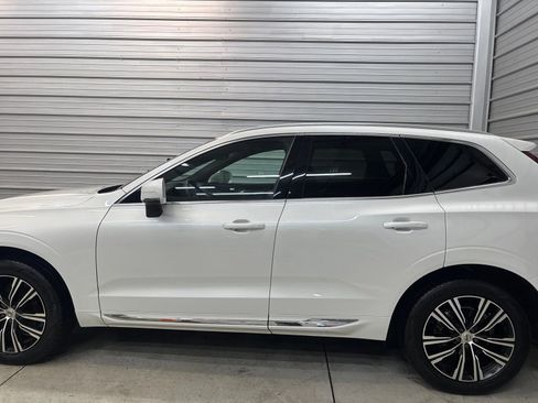 Used 2022 Volvo XC60 B5 Inscription image 7