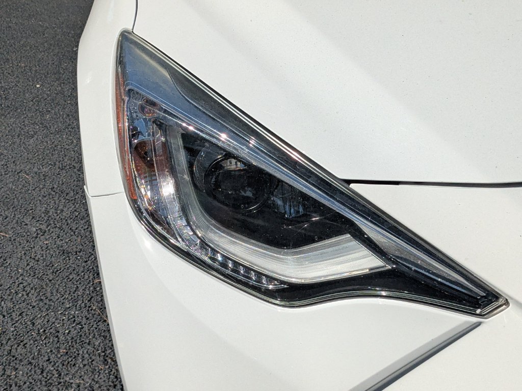 Used 2020 Toyota Yaris XLE FWD image 12