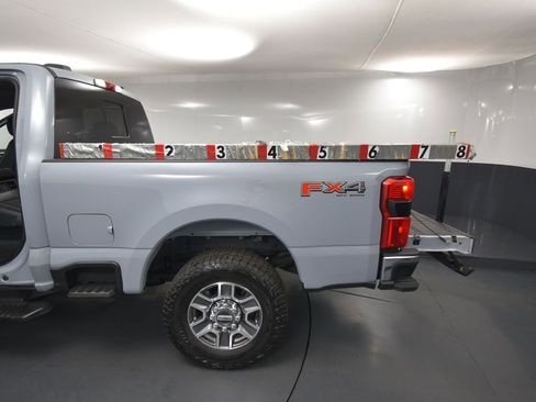 Used 2024 Ford F250 Lariat image 43