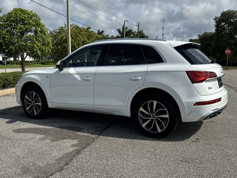 Certified 2023 Audi Q5 2.0T Premium Plus w/ Premium Plus Package AWD/4WD image 6