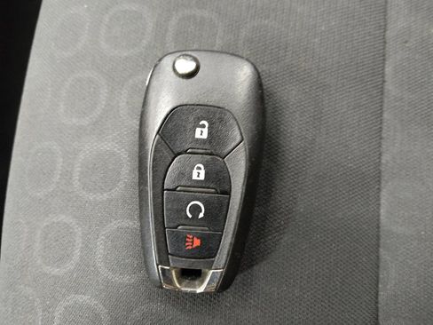 Used 2020 Chevrolet Trax LS w/ Tint and Cruise Package FWD image 32