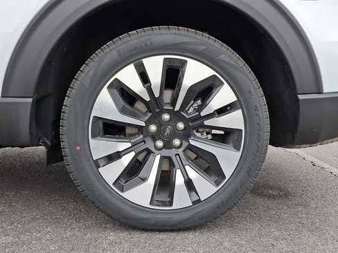 New 2026 Ford Explorer Platinum w/ LUX Leather Package image 5