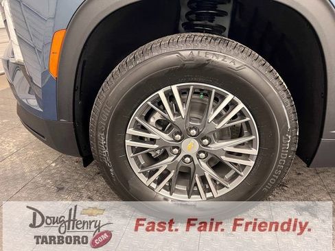 New 2026 Chevrolet Traverse LT w/ Driver Confidence Package image 22