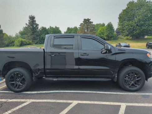 Used 2023 Chevrolet Silverado 1500 RST AWD/4WD image 8